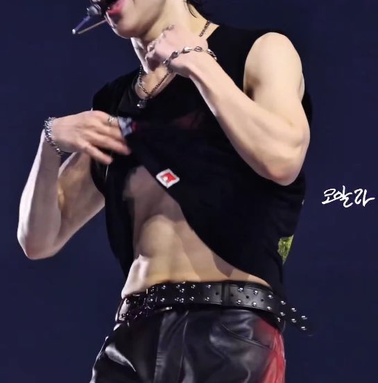 lactose intolerant until taemin lifts up his shirt wtf