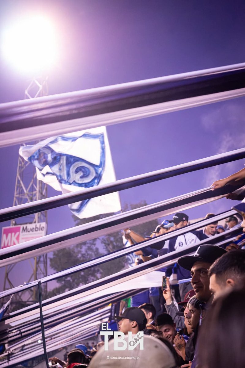 Algún día Quilmes, algún día se nos dará. Mientras tanto acá voy a estar siguiéndote y amándote como cada circunstancia que pasamos.

"NOS MERECEMOS BELLOS MILAGROS Y OCURRIRAN"