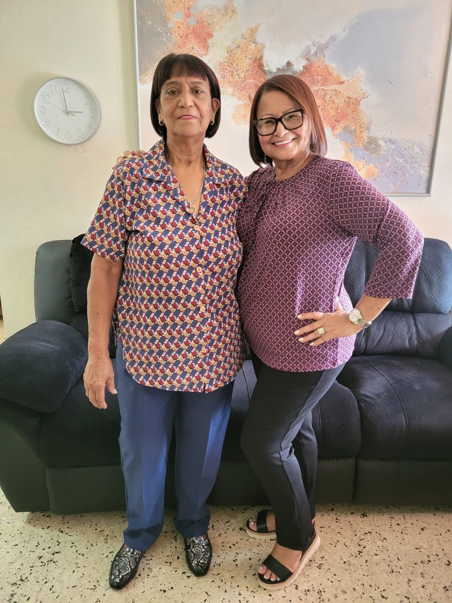 Mi Tía Virginia de visita en PR con mi señora madre, las hermanas Blackmambaaa ❤️🙏🏽😘