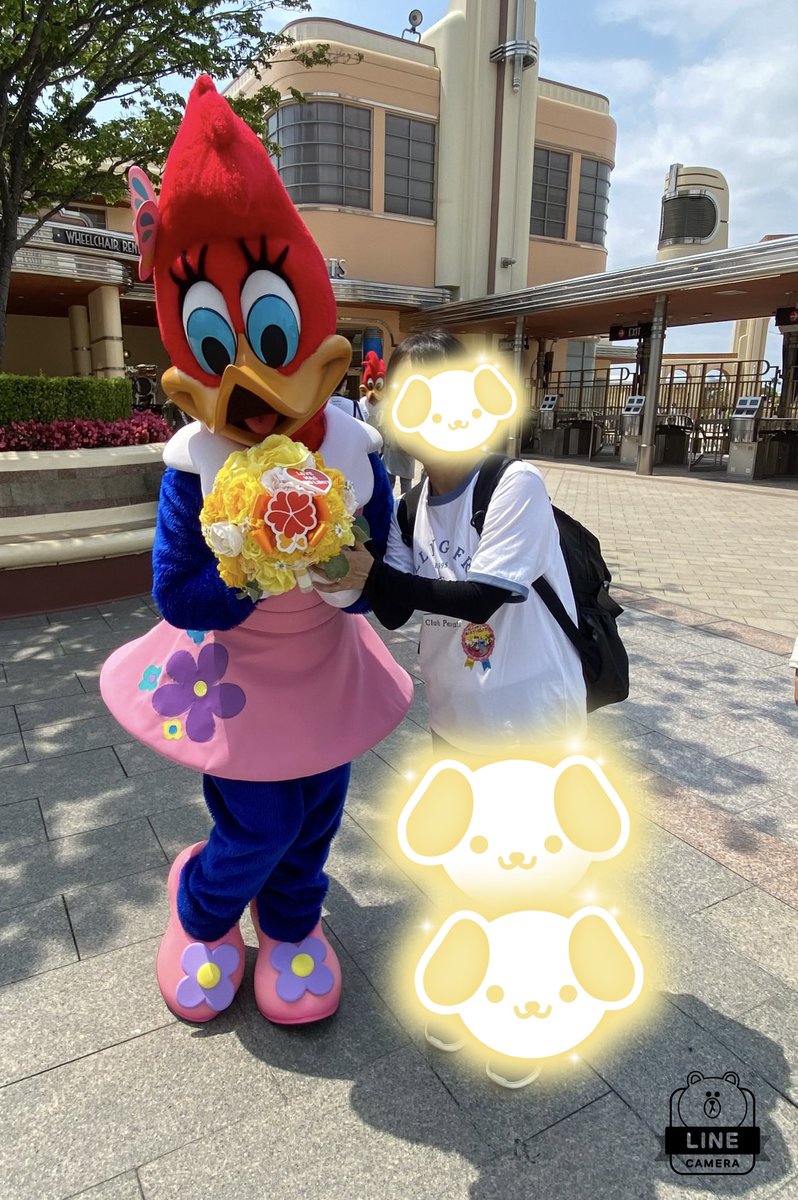 chiyomi45574194's tweet image. ウィニーちゃんともお写真撮ってもらえました😆

何気にウッディーも写ってる😆🤣

＃USJファン