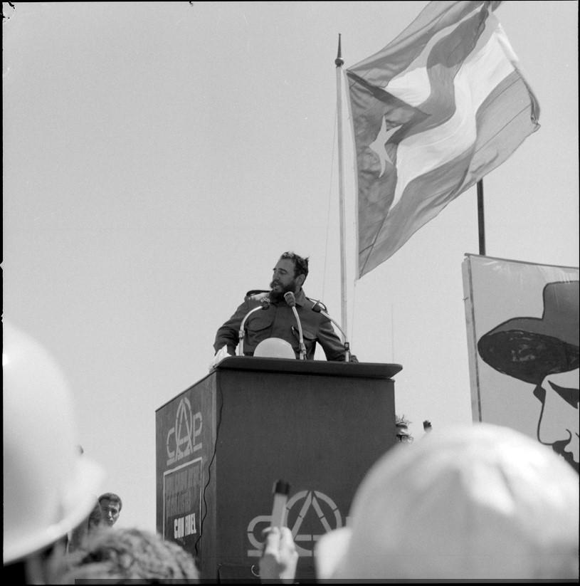 AgitPropArchive's tweet image. Discurso de Fidel Castro en Huachipato, Chile, 1971.