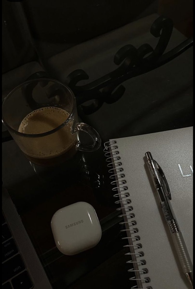 Dear reader,
Oh to be loved like a habit and not a chore.Oh to be loved because loving u is their default state of being and not something they have to perform like a duty.Oh to be loved because they don’t want to live a life where loving u doesn’t exist.oh to be loved truely.😭