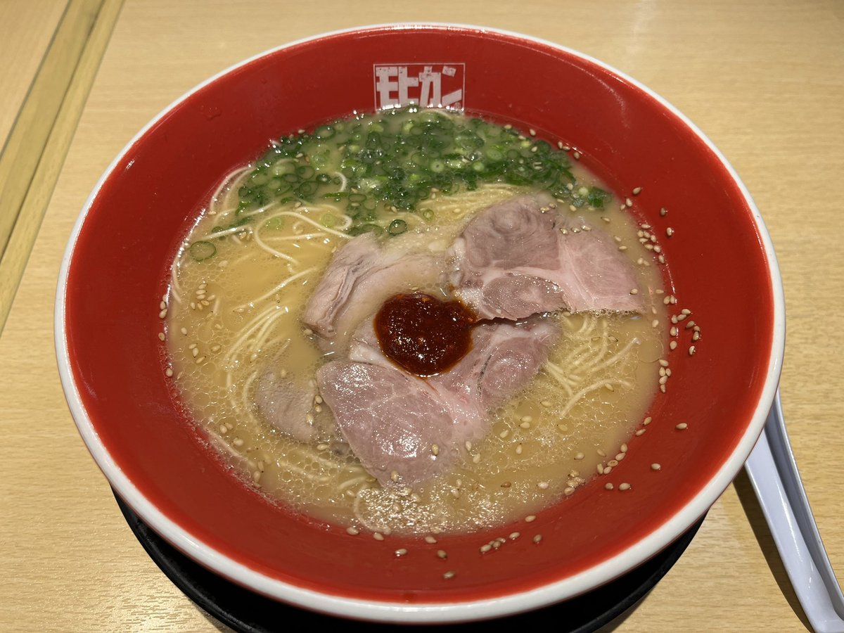 おはようございます☀
昨夜の〆は、モヒカンラーメンです🍜