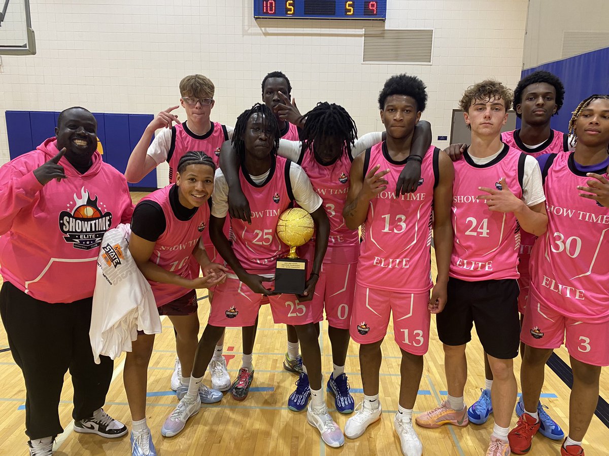 RyanJamesMN's tweet image. Showtime Elite wins the Silver Division 🏆 at 17u!

@PHCircuit #NHRState