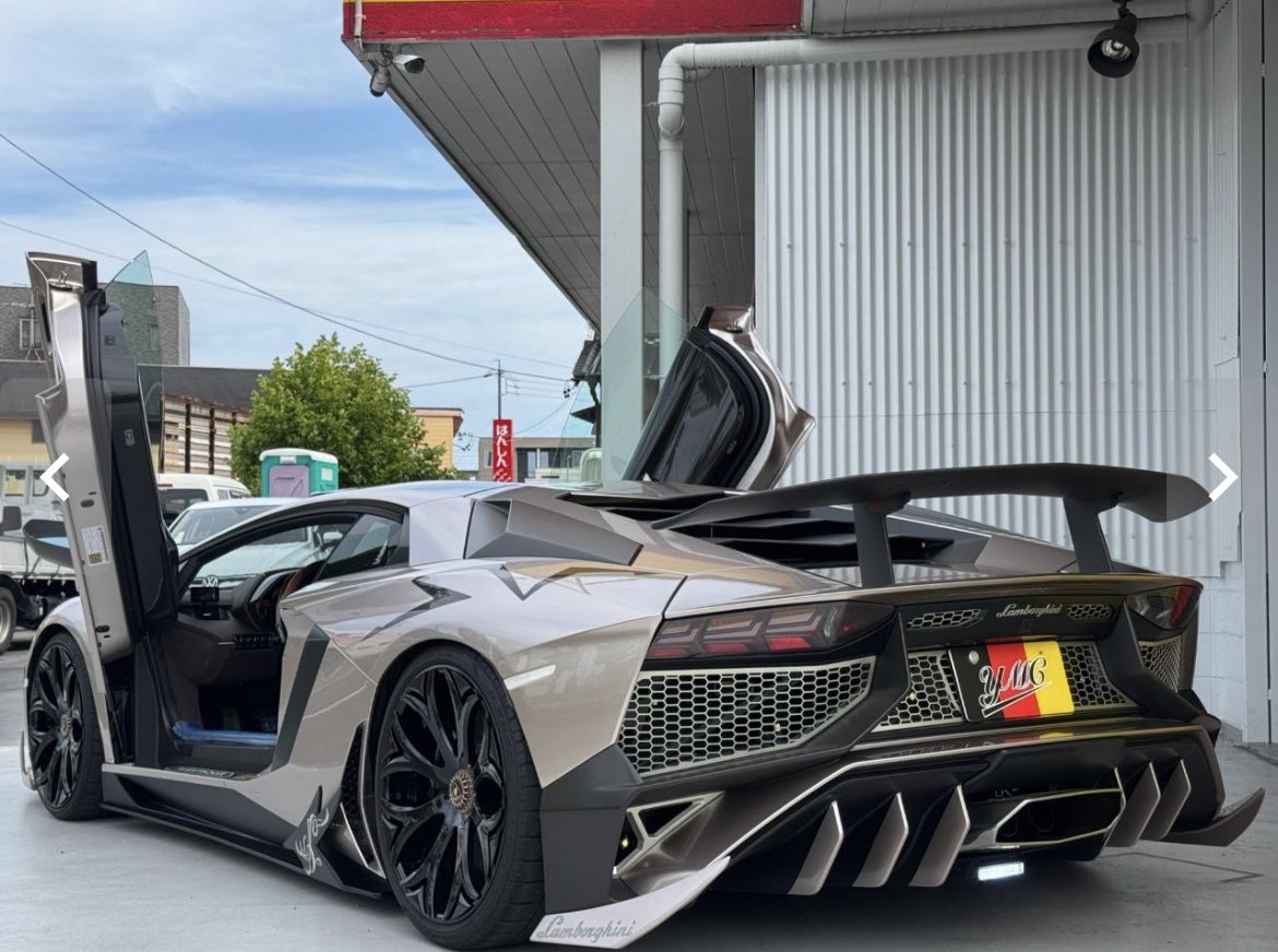 -YMCおすすめ新規入庫車両-
2016年式
ランボルギーニ アヴェンタドール
ＳＶ

驚異的なコーナリング性能を持つ、刺激を求めるドライバーに相応しい一台！アヴェンタドール入庫いたしました！

#car #車 #車好きな人と繋がりたい #車旅 #外車 #中古車 #foryou #ランボルギー #ニアヴェンタドール