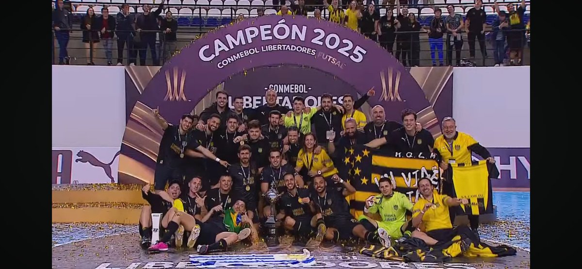 Que todos sepan que volvió Peñarol el capo del continente. Felicidad absoluta. Gracias <a href="/OficialCAP/">PEÑAROL</a>