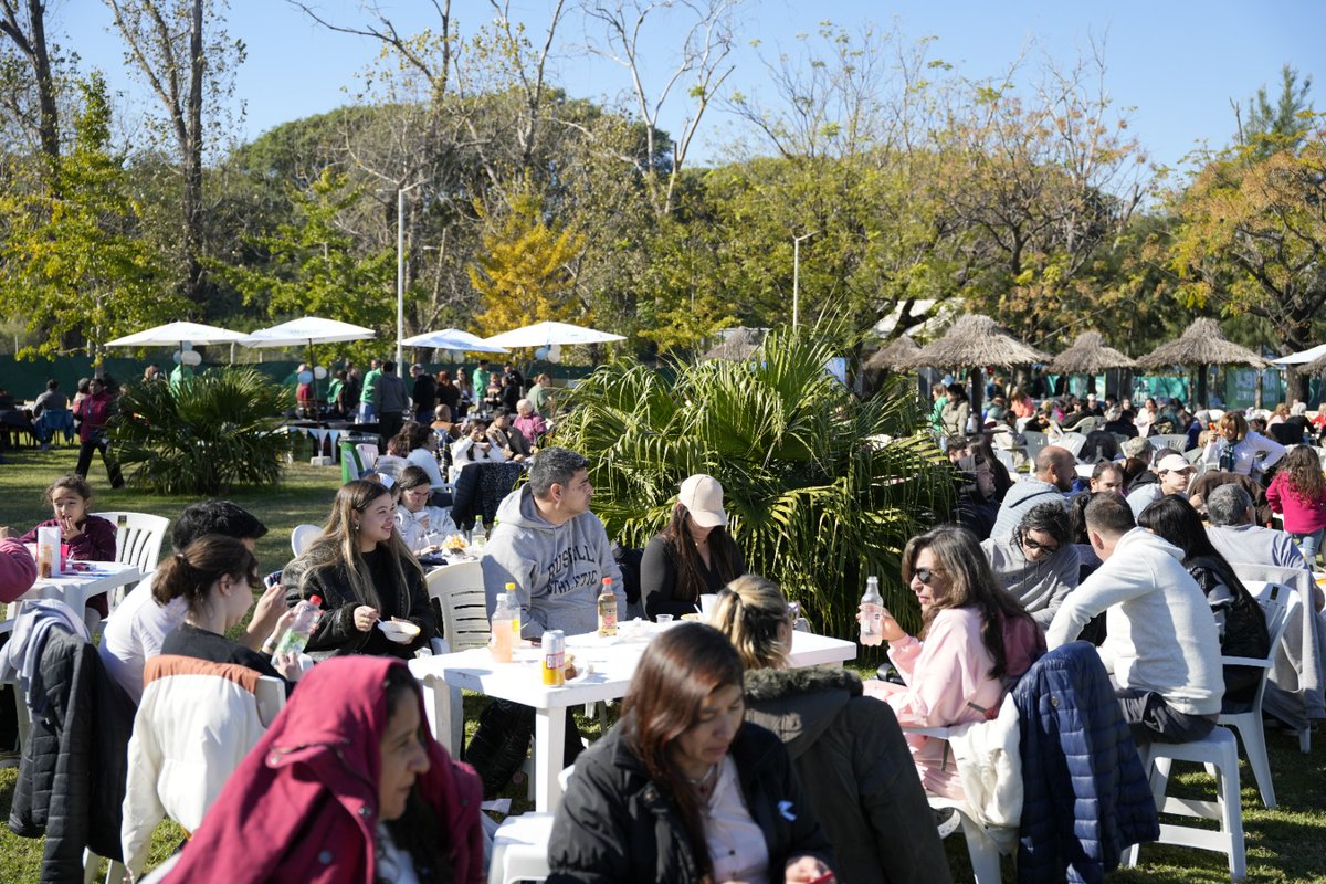 APUBA's tweet image. GRAN LOCRO SOLIDARIO DE APUBA

En el día de hoy, la Secretaría de Acción Social de APUBA organizó un encuentro en el Campo Recreativo de Ciudad Universitaria, con el objetivo de compartir una actividad solidaria entre compañeras y compañeros Nodocentes. El valor de la entrada era…