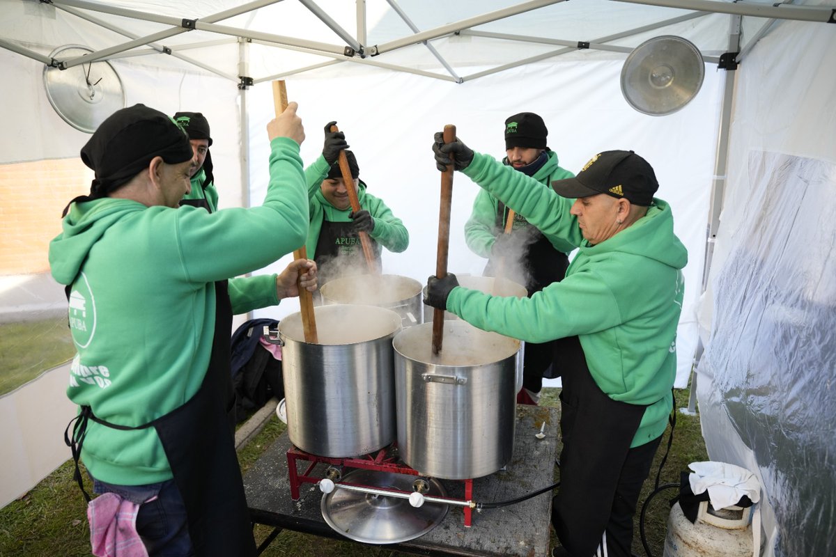 APUBA's tweet image. GRAN LOCRO SOLIDARIO DE APUBA

En el día de hoy, la Secretaría de Acción Social de APUBA organizó un encuentro en el Campo Recreativo de Ciudad Universitaria, con el objetivo de compartir una actividad solidaria entre compañeras y compañeros Nodocentes. El valor de la entrada era…