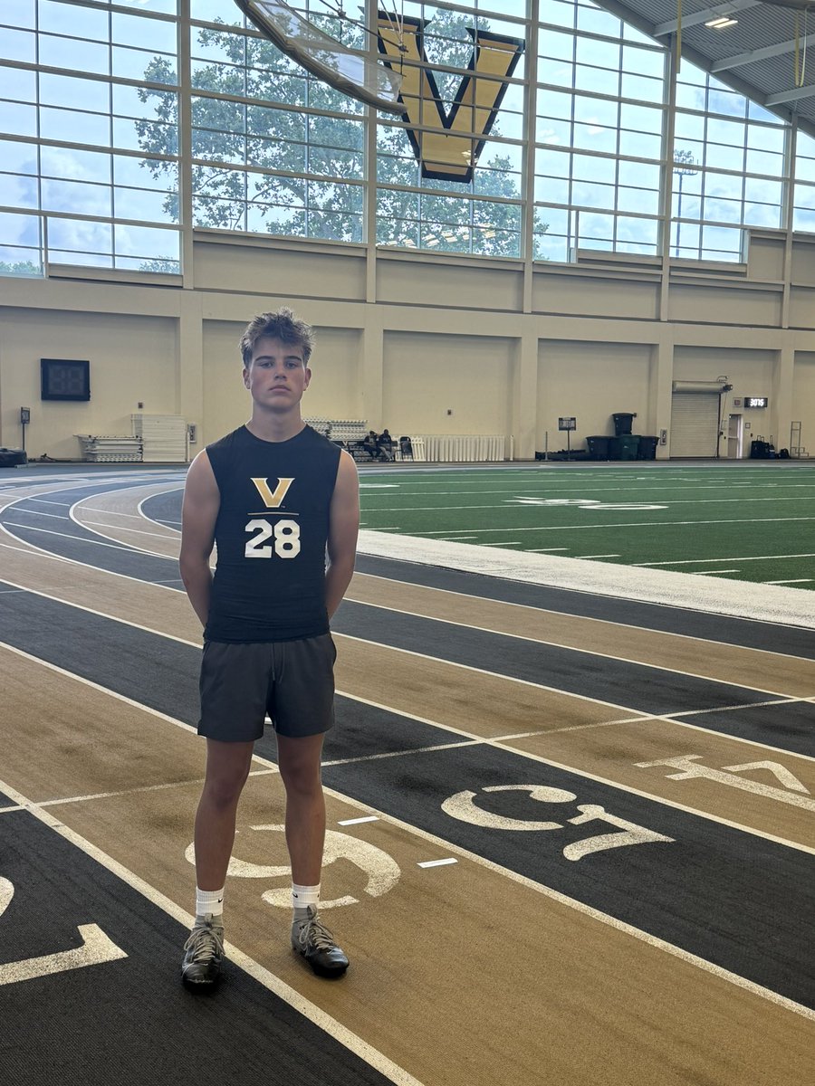 JrNowling's tweet image. Had a great time at @VandyFootball Prospect Camp today! Thank you @CoachAltman and coaches. Can’t wait to be back here next year.
@PrepRedzoneIN
@QBHitList
@xfactorQB
@On3Recruits