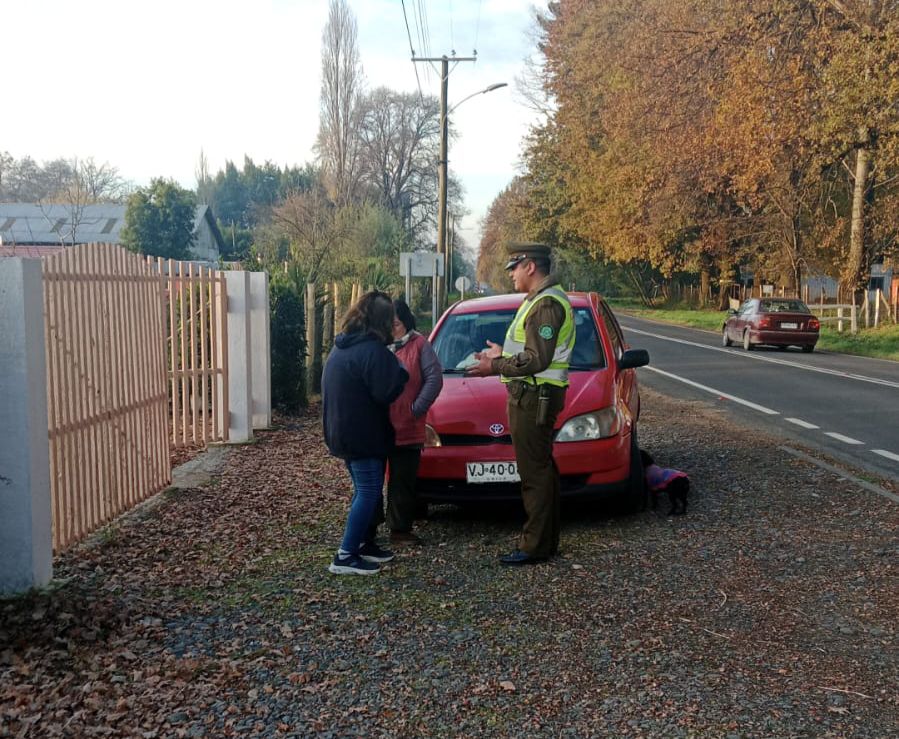 El_Sancarlino's tweet image. Carabineros de #Recinto, #Bulnes y #Ñiquen mantuvieron una reunión con vecinos de su sector, para coordinar acciones de seguridad para evitar delitos,  además de cursos de acción ante emergencias naturales.
#OrdenyPatria