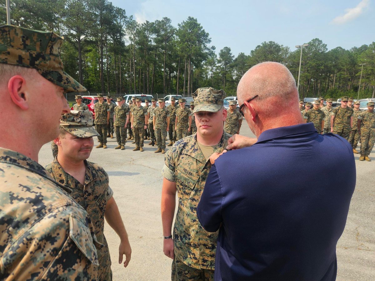 Mad ‘Murican🇺🇸🥩🏈🔫🍺 (@mad_murican) on Twitter photo Had the honor of pinning my sons Corporal chevrons this afternoon at his promotion ceremony. Welcome to the E-4 Mafia. <a href="/ScoutzOut0311/">Scoutz Out</a> Had the honor of pinning my sons Corporal chevrons this afternoon at his promotion ceremony. Welcome to the E-4 Mafia. <a href="/ScoutzOut0311/">Scoutz Out</a>