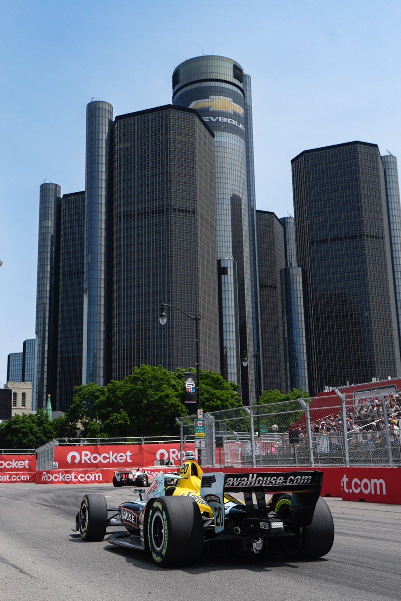AlexanderRossi's tweet image. Not our weekend. Pretty happy to get out of that one with a top 10 thanks to a great effort by @ecrindy. Glad we don’t have to go back for 365 days 🤣
