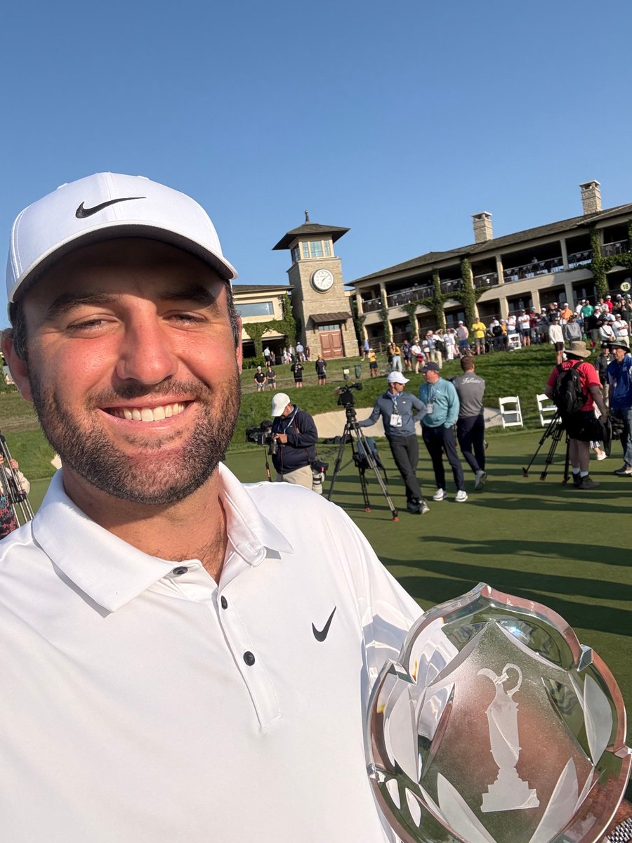 Adding No. 16 to the trophy case 🏆