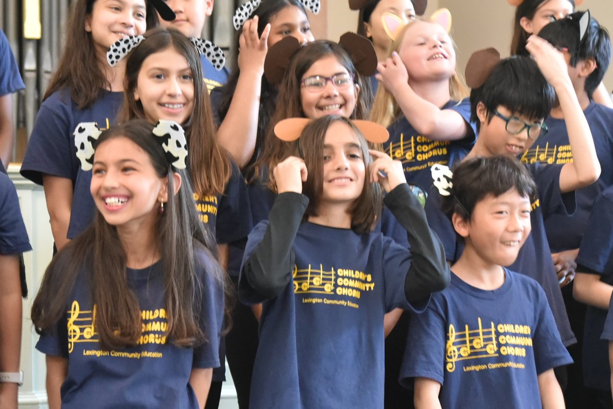 CCCSingers's tweet image. Still on Cloud 9 after yesterday's concert! Thank you for our incredible CCC parents for these pictures and organizing our reception! The CCC community is strong and supportive! ♥️ @lexingtonsuper @lexcommunityed