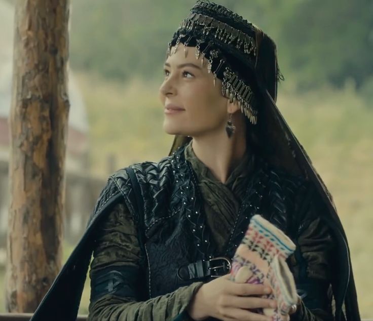 Yine çocuk yapalım ama bu sefer sahnelerimiz silinmesin cocugumuz gösterilsin...

#KuruluşOsman #OsMal #MalhunSultan