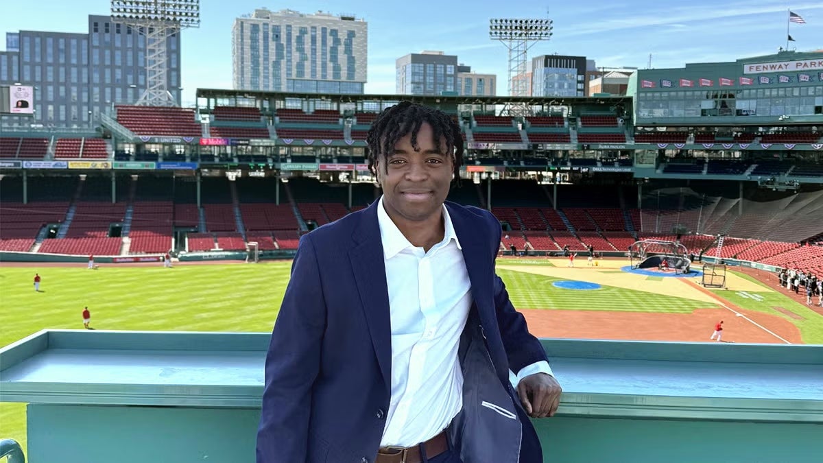 UNC College of Arts and Sciences (@unccollege) on Twitter photo Decision makers for the Boston Red Sox rely on <a href="/UNC/">UNC-Chapel Hill</a> alumnus Neil Pierre-Louis ’23
The former <a href="/DiamondHeels/">Carolina Baseball</a> student analyst now combines his passion for sports, analytics and computer science to help <a href="/RedSox/">Red Sox</a> executives make draft decisions and more
go.unc.edu/b2PWw Decision makers for the Boston Red Sox rely on <a href="/UNC/">UNC-Chapel Hill</a> alumnus Neil Pierre-Louis ’23
The former <a href="/DiamondHeels/">Carolina Baseball</a> student analyst now combines his passion for sports, analytics and computer science to help <a href="/RedSox/">Red Sox</a> executives make draft decisions and more
go.unc.edu/b2PWw