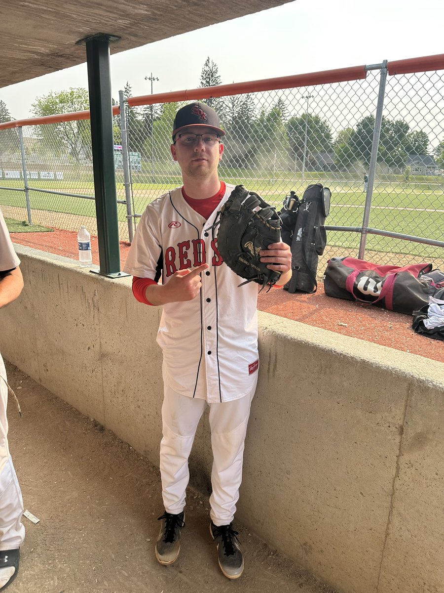 The Red Sox get another win 6-1 🧦

Record improves to 7-0 ✌️

Player of the game is Zack Thiesse 🤓 

Complete game of one run ball 😍