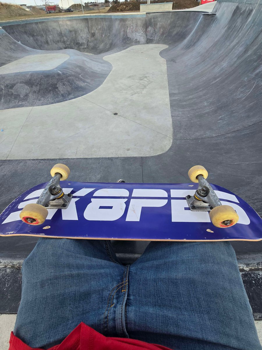 SK8PES x NFCBlanks tweet media