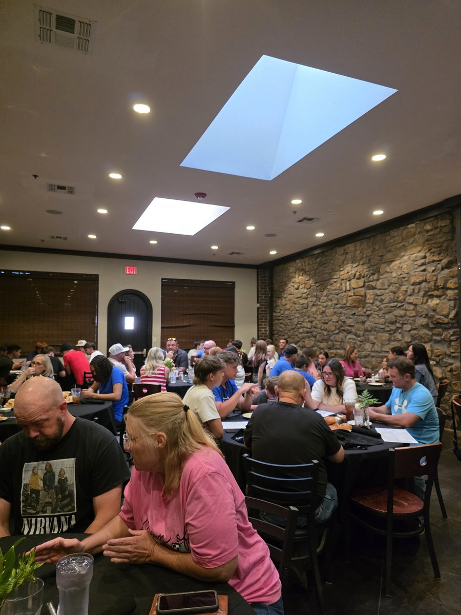 What an awesome way to end an great season! Thank you Coach Parsons KaciandJw Parsons for being there for these boys and for going out of your way to make sure they had awards to go home with. We will miss you! 🫶  A season to never forget!
❤️🦁💙

#AidenDiviney #5 #alldistrict