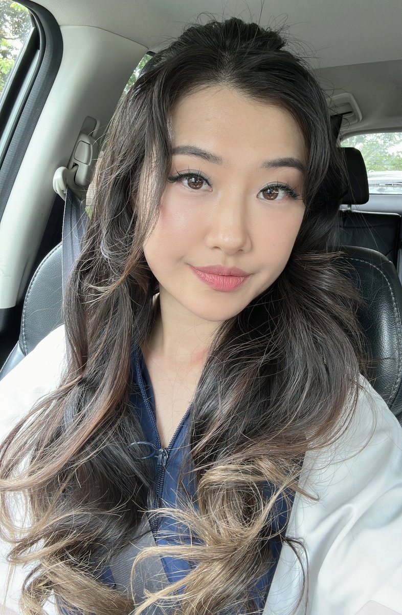 muwuzz's tweet image. did a lil photoshoot today 😆