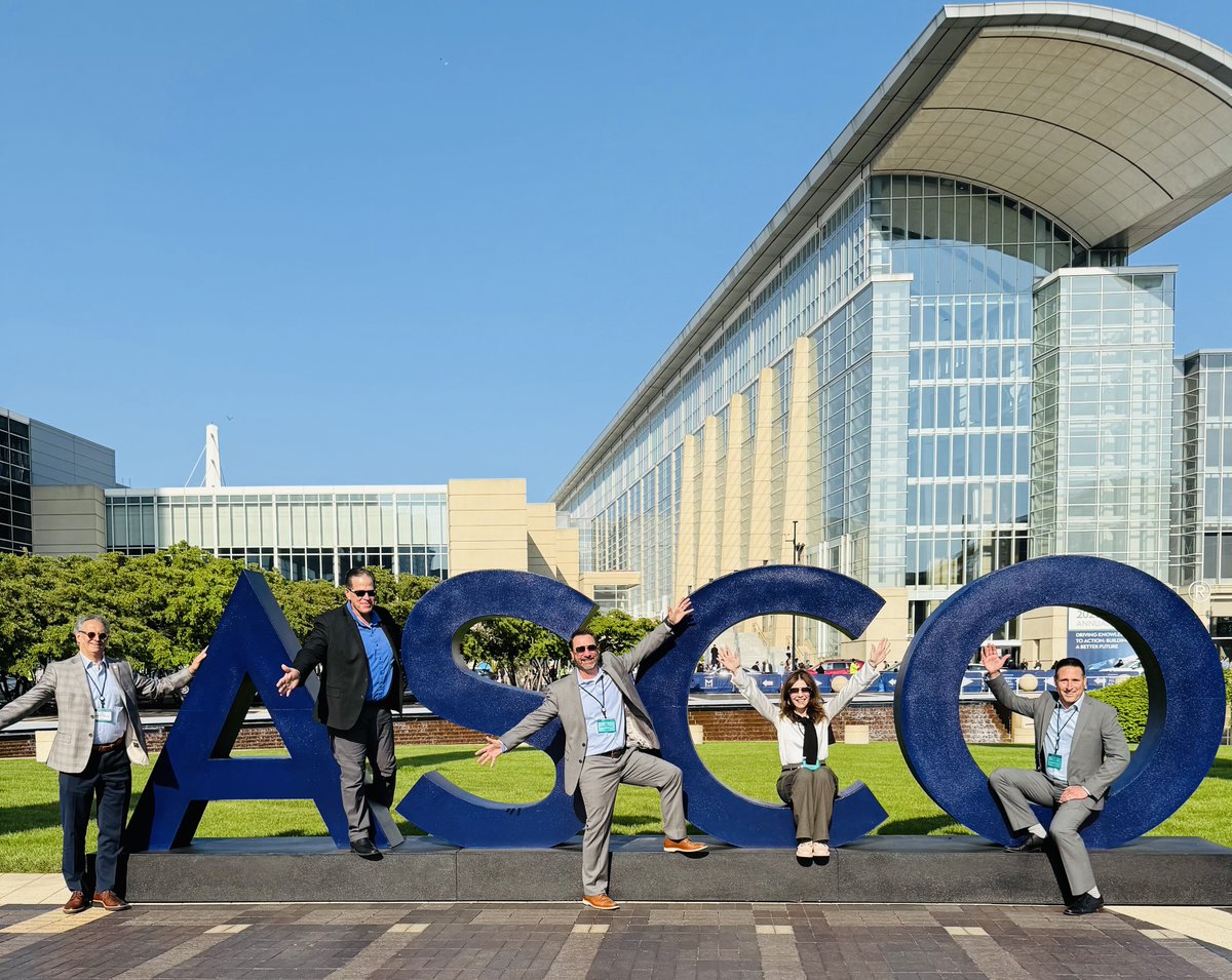 Teamwork, connection &amp; innovation — Day 2 at #ASCO25! Chemo Mouthpiece® is FDA 510(k) cleared. Clinically proven to reduce chemo induced oral mucositis in adults. 🌍 Seeking global partners, visit ASCO Booth #37115 to learn more chemomouthpiece.com
#CancerCare #Oncology