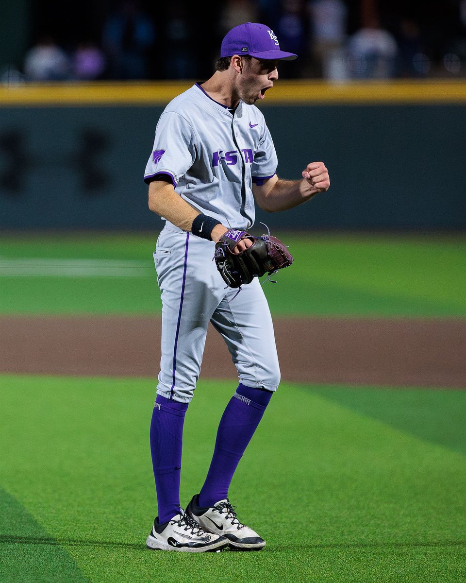 Adam Arther (@adam_arther) on Twitter photo Season 2 in the books. Disappointed in how it ended but incredibly proud and grateful to have gotten to do this with the locker room we had. Thank you for the fan support all season, can’t wait for year 3. Love this team. Go Cats 💜
<a href="/KStateBSB/">K-State Baseball</a> Season 2 in the books. Disappointed in how it ended but incredibly proud and grateful to have gotten to do this with the locker room we had. Thank you for the fan support all season, can’t wait for year 3. Love this team. Go Cats 💜
<a href="/KStateBSB/">K-State Baseball</a>