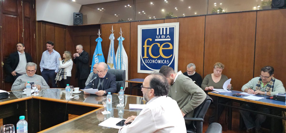 El martes último tuve el honor de presidir una nueva reunión del Consejo Directivo de nuestra Casa el que aprobó los distintos Proyectos sometidos a su consideración