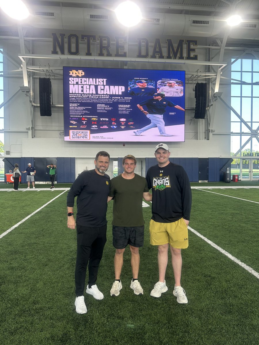 carsonwilt01's tweet image. Great time at Notre Dame today! Thank You! @CoachBiagi @michaelvinson55 @CoachJS50ND For putting on a great camp.