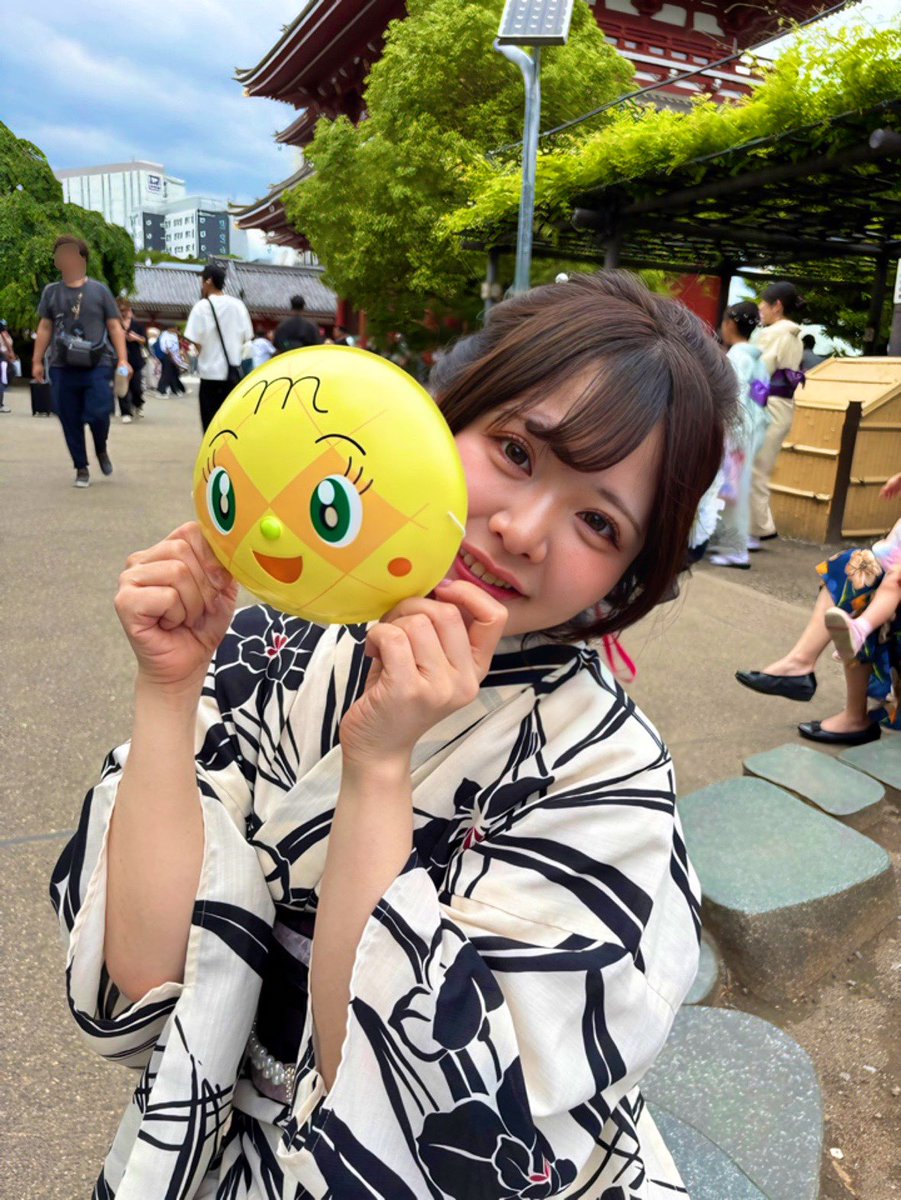 moppymi's tweet photo. 浅草浴衣デートもなちゃん👘🧡
ALTはみほちがつけた題名ですw

 #もなへの愛は最上級
 #アイドルは下剋上 https://t.co/GedIYPQ3h9