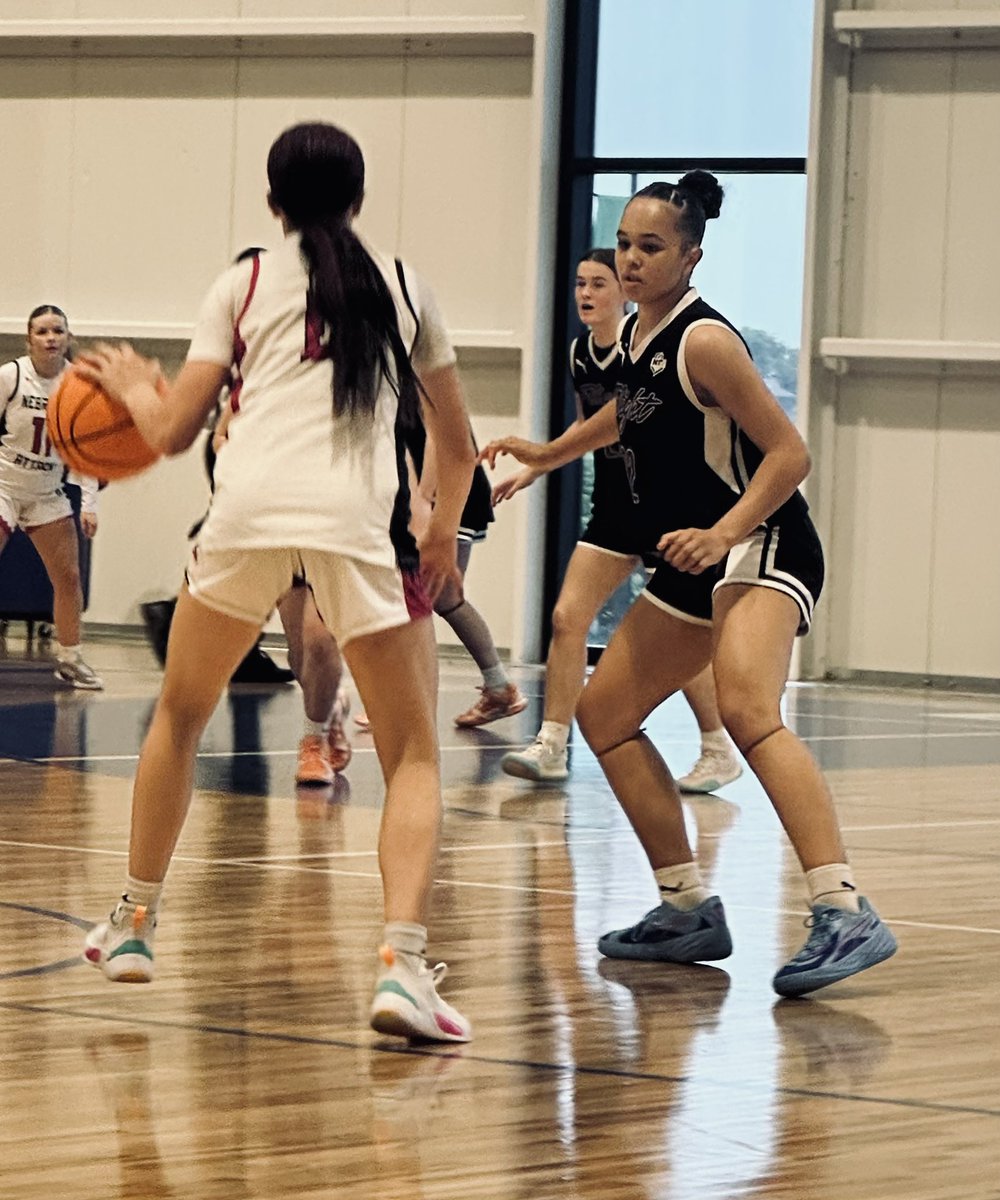 Ken_Copp's tweet image. Ended the weekend 3-1 with @FlightGirls at @SelectEventsBB. Now it's time to get in the gym with my school ball team and prepare for next season.