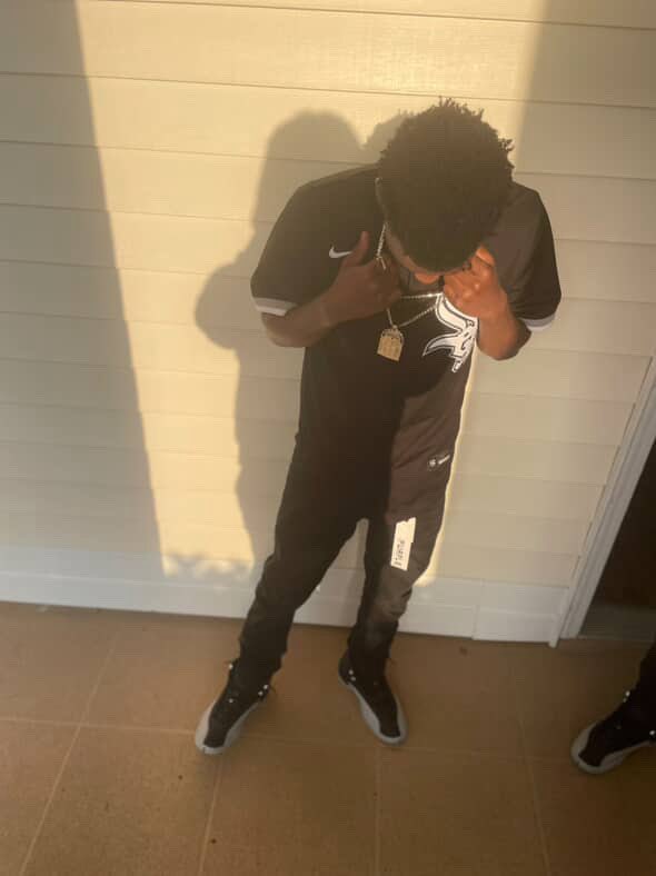 DracoPerforms's tweet image. jus to post sum😂📿🩸