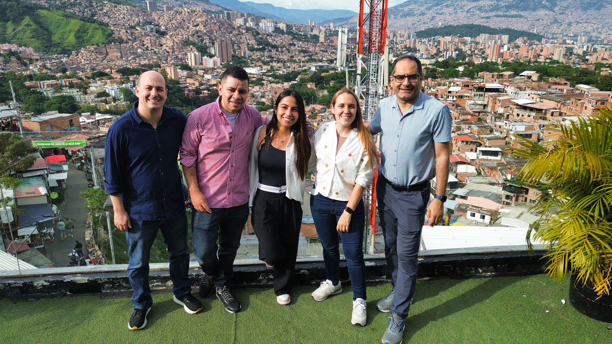 Ali Nabavizadeh (@ali_nabavizadeh) on Twitter photo I was honored to serve as the <a href="/TheASNR/">The American Society of Neuroradiology</a> Anne G. Osborn Intl Outreach Professor in Colombia. From Medellín to Cartagena, Grateful for the inspiring trainees, dedicated educators, and generous hosts who made this an unforgettable experience. Thank you @theASNR & <a href="/ACRadiologia/">ACRadiologia</a> I was honored to serve as the <a href="/TheASNR/">The American Society of Neuroradiology</a> Anne G. Osborn Intl Outreach Professor in Colombia. From Medellín to Cartagena, Grateful for the inspiring trainees, dedicated educators, and generous hosts who made this an unforgettable experience. Thank you @theASNR & <a href="/ACRadiologia/">ACRadiologia</a>