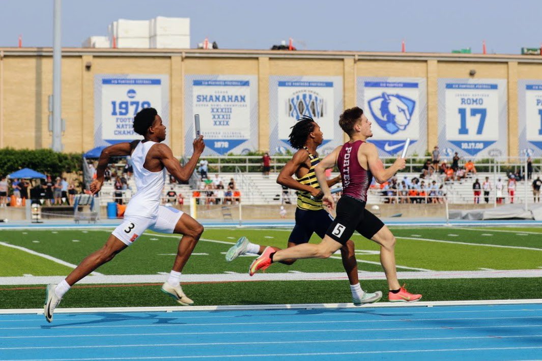 Some additional pictures courtesy of <a href="/pntrack/">Tony Holler</a> of the 4x400 final.

<a href="/lthsathletics/">Lockport Athletics</a>