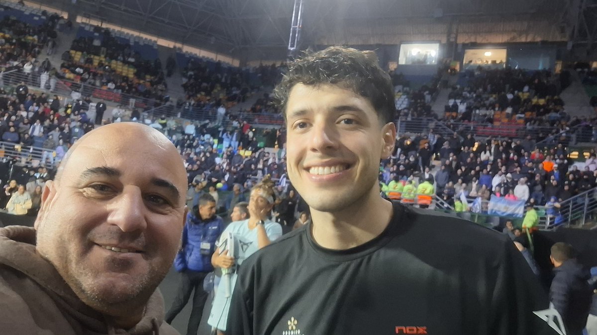 Un placer poder disfrutar del un torneo de padel de tanto prestigio como el <a href="/premierpadel/">Premier Padel</a> en el sur de <a href="/gcba/">Buenos Aires Ciudad</a> , estadio Mary Teran. <a href="/jorgemacri/">Jorge Macri</a> gracias por apoyar este hermoso deporte.
Felicitaciones <a href="/agustapiacarp/">Agustin Tapia</a> y <a href="/Arturocoello__/">Arturo Coello</a>  por el campeonato.