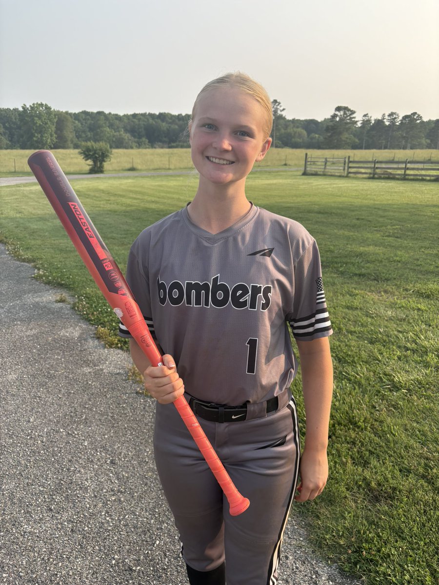 Got my hands on one of the hottest bats sold out almost everywhere from <a href="/DBatDacula/">D-BAT Dacula</a> and went 2 for 4 today with it—safe to say it’s doing its job. If you need a solid bat, D-BAT’s the place!