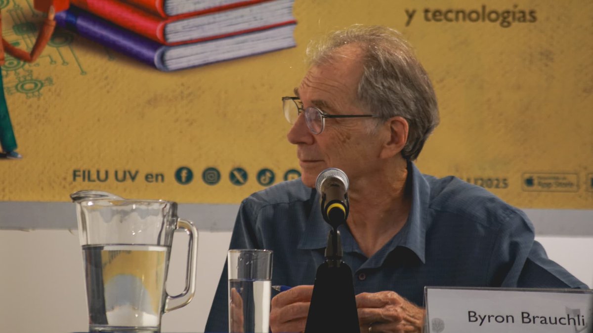 Te compartimos algunas fotos de Arte sin límites: influencias y Metacreación. Lula Carballo y Byron Brauchli en conversación

¡Gracias por ser parte de la #FILU2025!