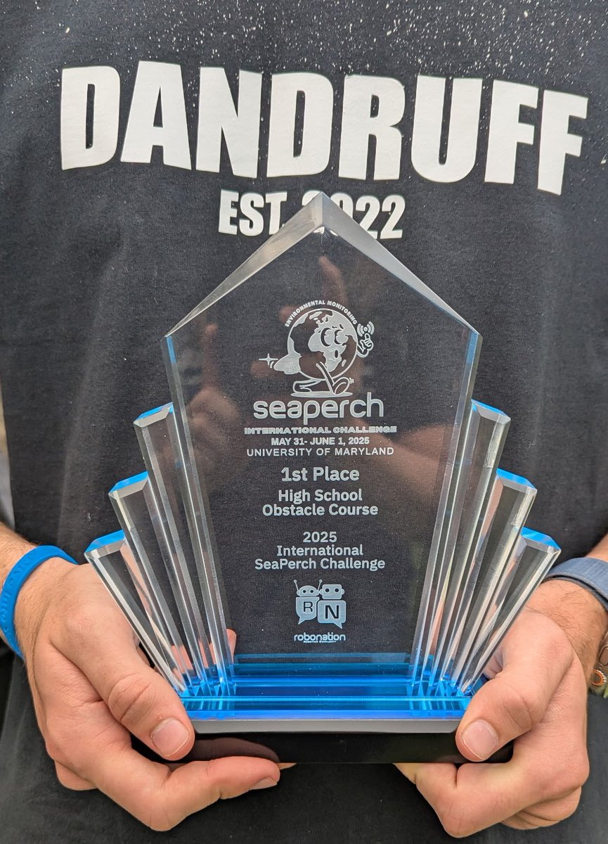 CHSRedwolfSTEM's tweet image. International @seaperch High School Stock Teams from TX, CA, NY, LA, CO, WI, IL, FL, AZ, VA, IN, SC, AL, NH, MA, CT, ME, NC, New Zealand, China, Puerto Rico, Kuwait, and 3 from MI. Clinton HS ADV STEM Team DANDRUFF #1 🥇🏆@CHS_LeadsTheWay    @NAMEatUM @ClinHScounselor @ccs_super