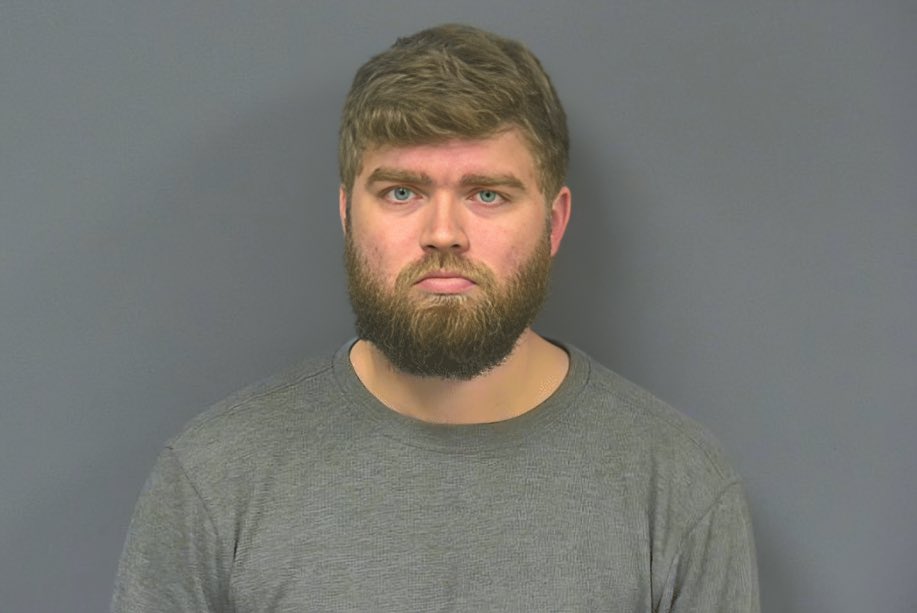 SeeRacists's tweet photo. ‼️MAN ARRESTED FOR R*PING HIS DOG 🐕 🐾

📍Mississippi 

Tristan Pipkin was indicted by a grand jury after police seized video footage of Tristan r*ping his dog. 

He was released on $5k bond. https://t.co/tFn8CMN9Ia