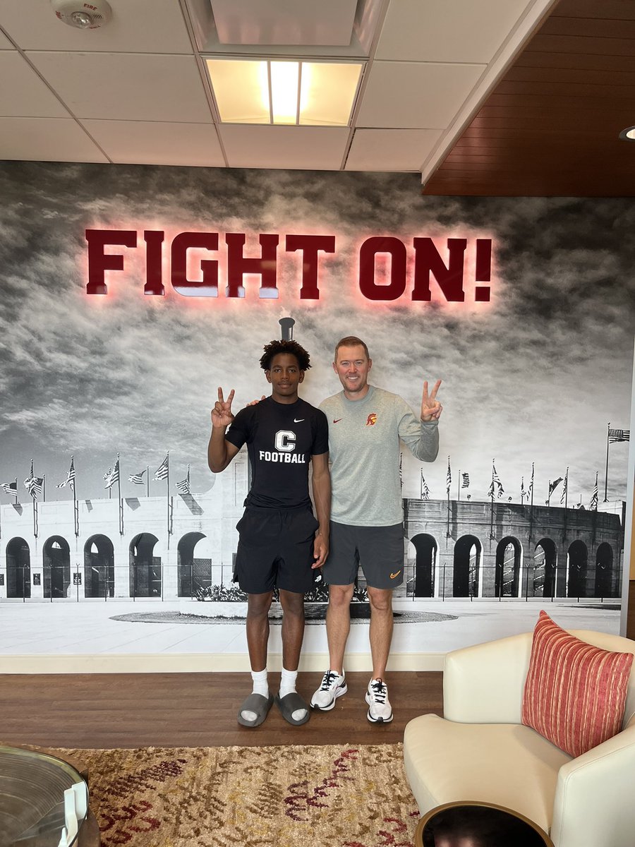 Eli Woodard (@eliwoodard_) on Twitter photo After a great performance and conversation with <a href="/LincolnRiley/">Lincoln Riley</a> I am Beyond Blessed to receive an offer from The University Of Southern California!! 🟡🔴 ✌🏾#FightOn #AG2G
<a href="/chaparralpumafb/">Chaparral Puma Football</a> <a href="/Coach_Ramer/">Coach Ramer</a> <a href="/CoachDeeWR/">D’Vonte McKneely</a> <a href="/CoachChadSavage/">Chad Savage</a> <a href="/GregBiggins/">Greg Biggins</a> <a href="/adamgorney/">Adam Gorney</a> <a href="/ChadSimmons_/">ChadSimmons</a> <a href="/PGregorian/">Paul Gregorian</a> After a great performance and conversation with <a href="/LincolnRiley/">Lincoln Riley</a> I am Beyond Blessed to receive an offer from The University Of Southern California!! 🟡🔴 ✌🏾#FightOn #AG2G
<a href="/chaparralpumafb/">Chaparral Puma Football</a> <a href="/Coach_Ramer/">Coach Ramer</a> <a href="/CoachDeeWR/">D’Vonte McKneely</a> <a href="/CoachChadSavage/">Chad Savage</a> <a href="/GregBiggins/">Greg Biggins</a> <a href="/adamgorney/">Adam Gorney</a> <a href="/ChadSimmons_/">ChadSimmons</a> <a href="/PGregorian/">Paul Gregorian</a>