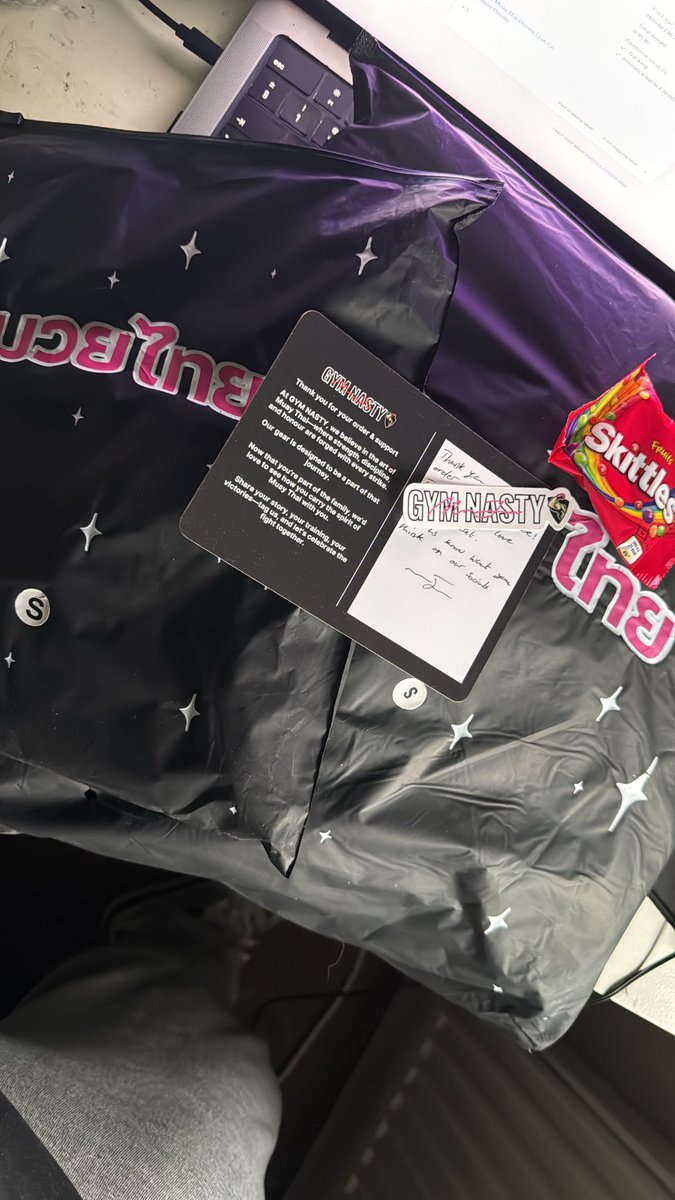 Cannot believe the amount of orders we’ve had as a small Muay Thai brand. Thank you all so much 🙏🏼

Love adding that personal touch and some freebies to orders