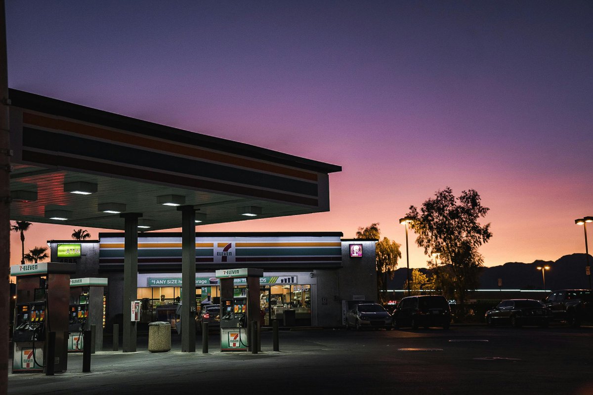 Discover Q3 2025 categories announced: 

5% back on gas, transit &amp; utilities (NEW!) 
📅 July-Sept | $1,500 cap = $75 max 
⚡ Must activate by July 1!

Bonus tip: Stack with Kudåos Flash Boost through June 30 for summer travel bookings 💰

joinkudos.substack.com/p/discover-q3-…