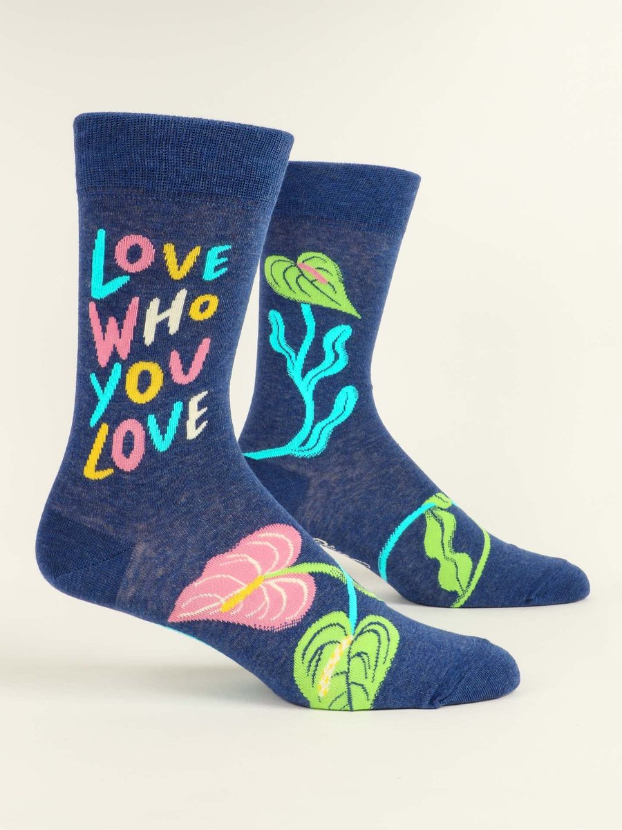 theVspotAUS's tweet image. It’s no one’s business who you love.

Love who you love 🥰 

Happy Pride Month 🌈

#EOFY #sale #statementsocks 

thevspot.com.au/search?q=love+…