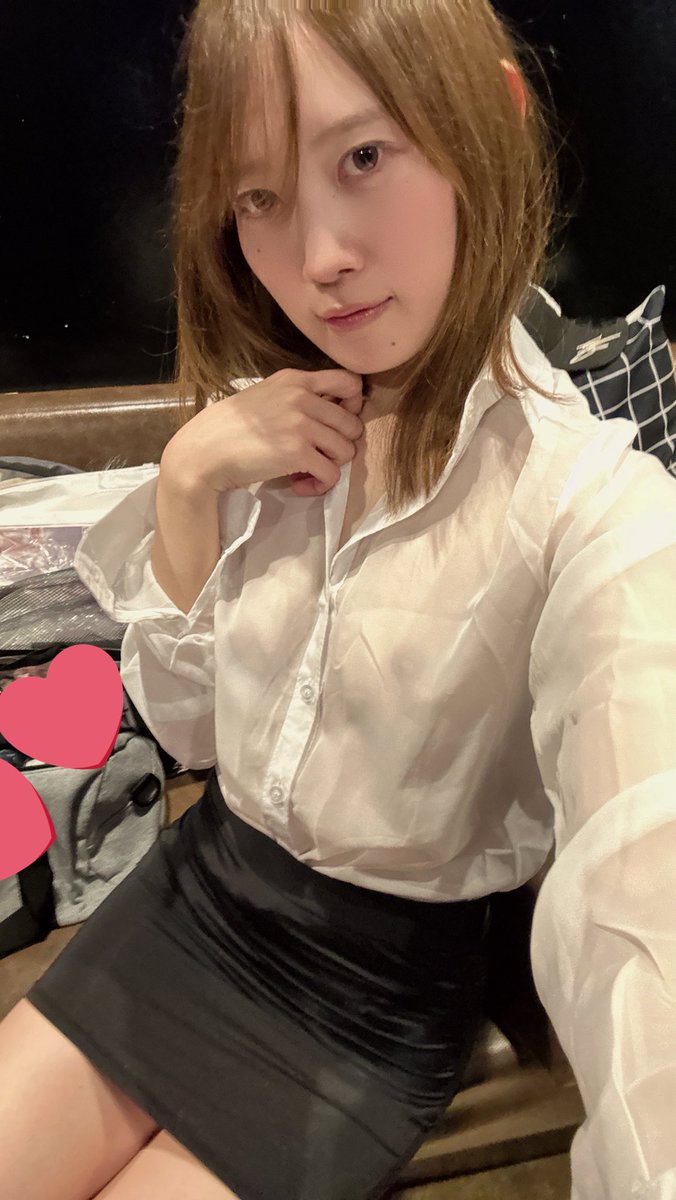 月曜日おはよう〜！今日はお仕事もーど👩‍💻
写真は撮影会のときのやつです♪