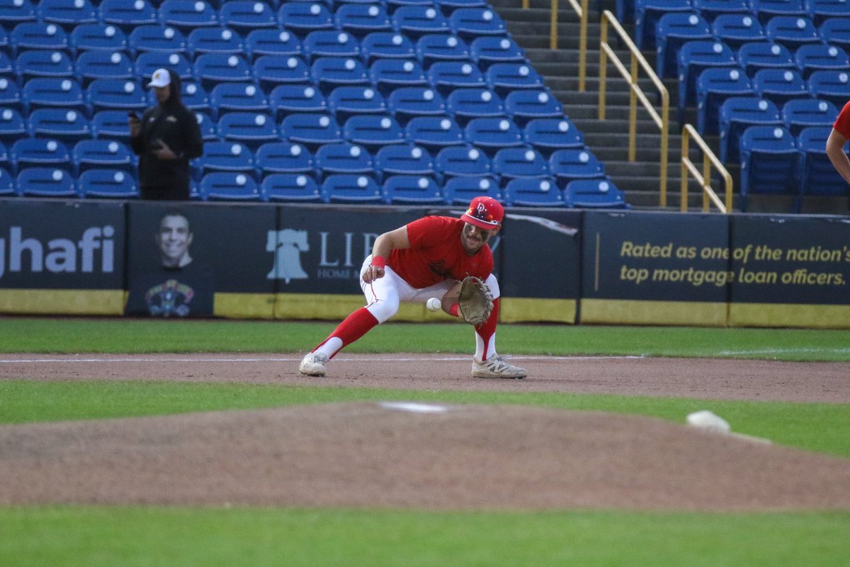 25 Minutes Til Game Time🤩

🆚 #7 Rowan University
⌚️ 9:10 PM
📍 East Lake, Ohio
📺 shorturl.at/IbK7s
📊 shorturl.at/IbK7s

#GBR | #d3baseball