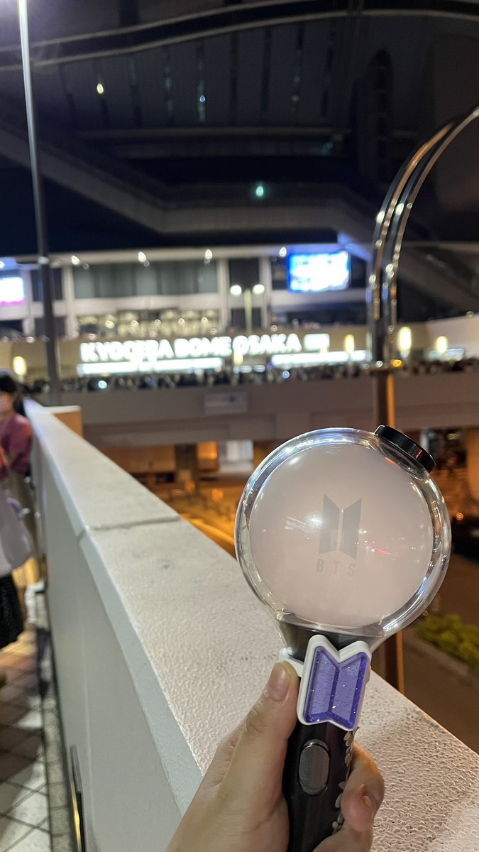 613_LYS's tweet photo. 昨日は本当に最高だった✨
今までで初のドーム参戦だったんだけどふと釜山コンの時の人混みを思い出したけどあれだけの人を誘導できてるの凄すぎる！！
わざわざ🇦🇺から一時帰国して行けて良かっ
た
皆んながホソクの女になって帰るの納得だわ🤣
次は7人のライブ行きたいなぁ♡ https://t.co/A9BWiGCb85