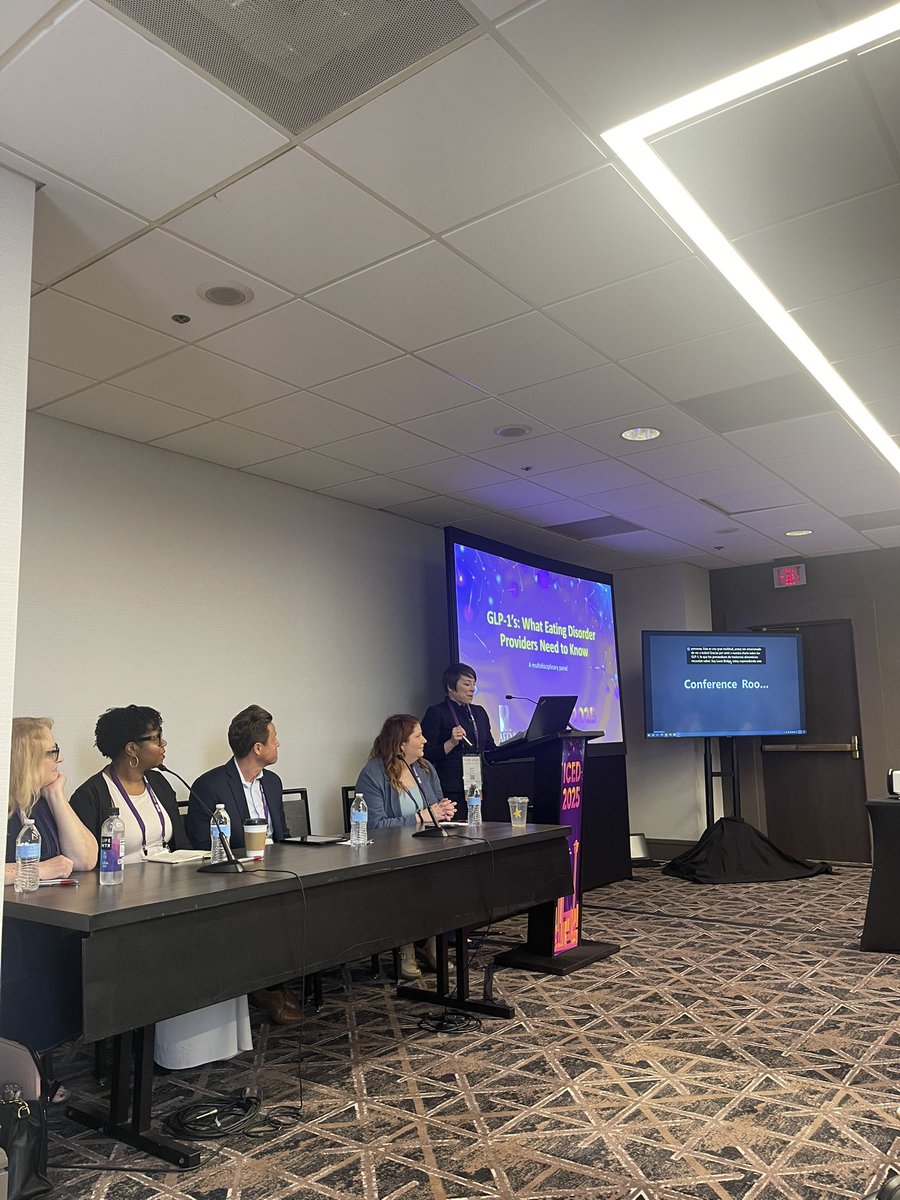 Just landed back home from #ICED2025. Enjoyed connecting with passionate people in the ED field. A highlight was the multidisciplinary panel discussion on GLP-1s, timely and insightful ✨