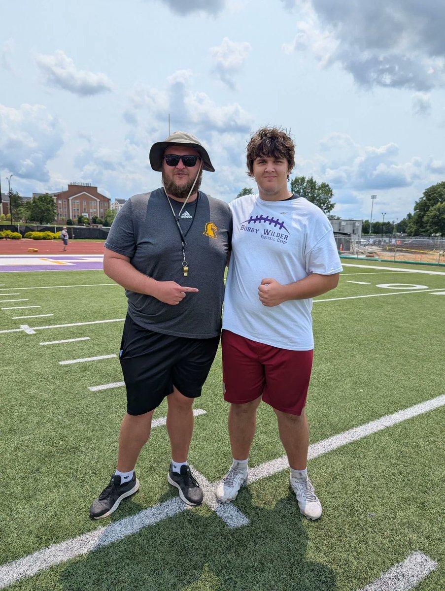 Jasimmonsvi's tweet image. Great day working with @RyleeCheek  and @TD_HARM at @CoachWilder353 football camp!! Real glad I got a chance to work with yall!!! #tntech #WingsUp