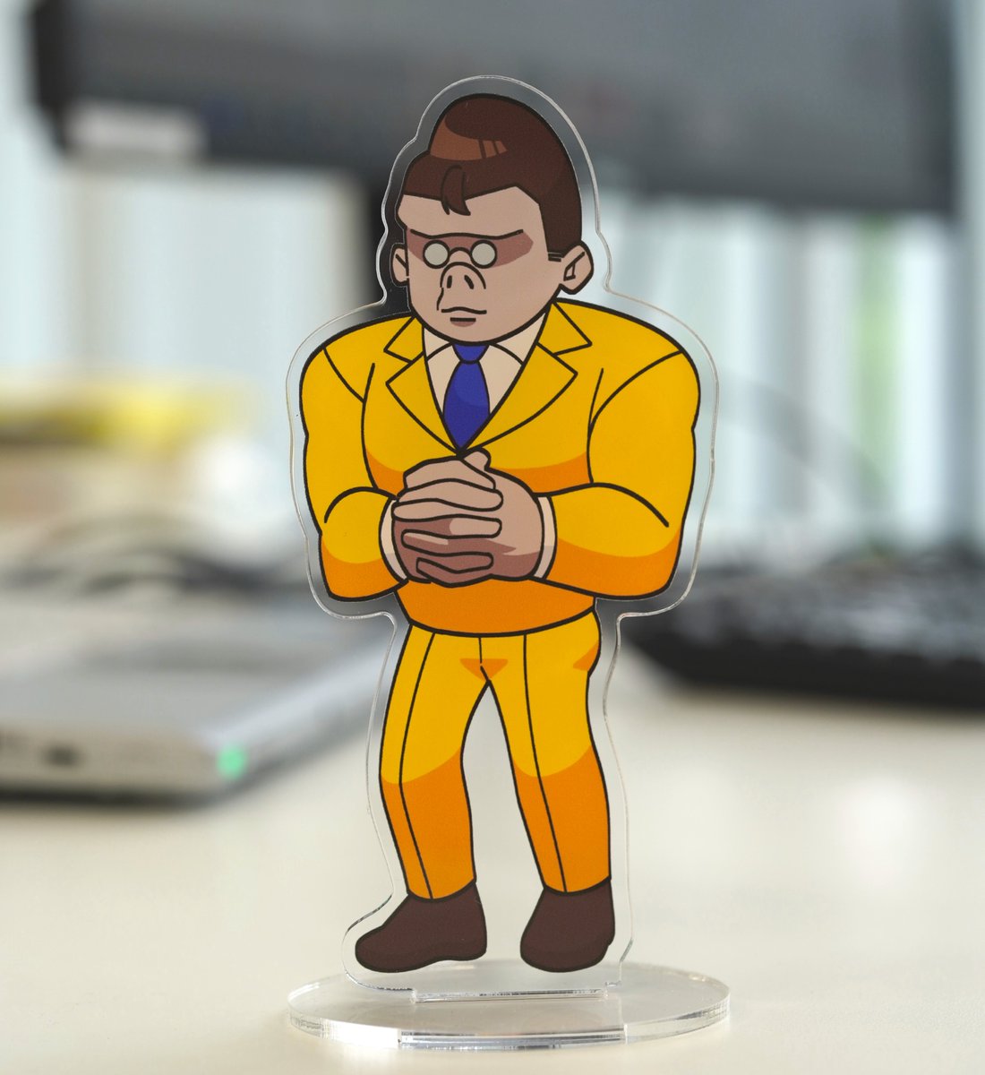 🎁【プレゼント企画】🎁
「#ゴリラ六法」から…
アクリルスタンドが登場ｳﾎｯ！！

📣デスクに置けば、法の威圧感120％ｳﾎｳﾎ💥

しかも…このアクスタ、
＼今後いっさい販売予定ナシ！／

近日、応募方法を発表するｳﾎｯ！
この投稿をリポスト＆いいね すると、当選確率が…アップするかも？👀