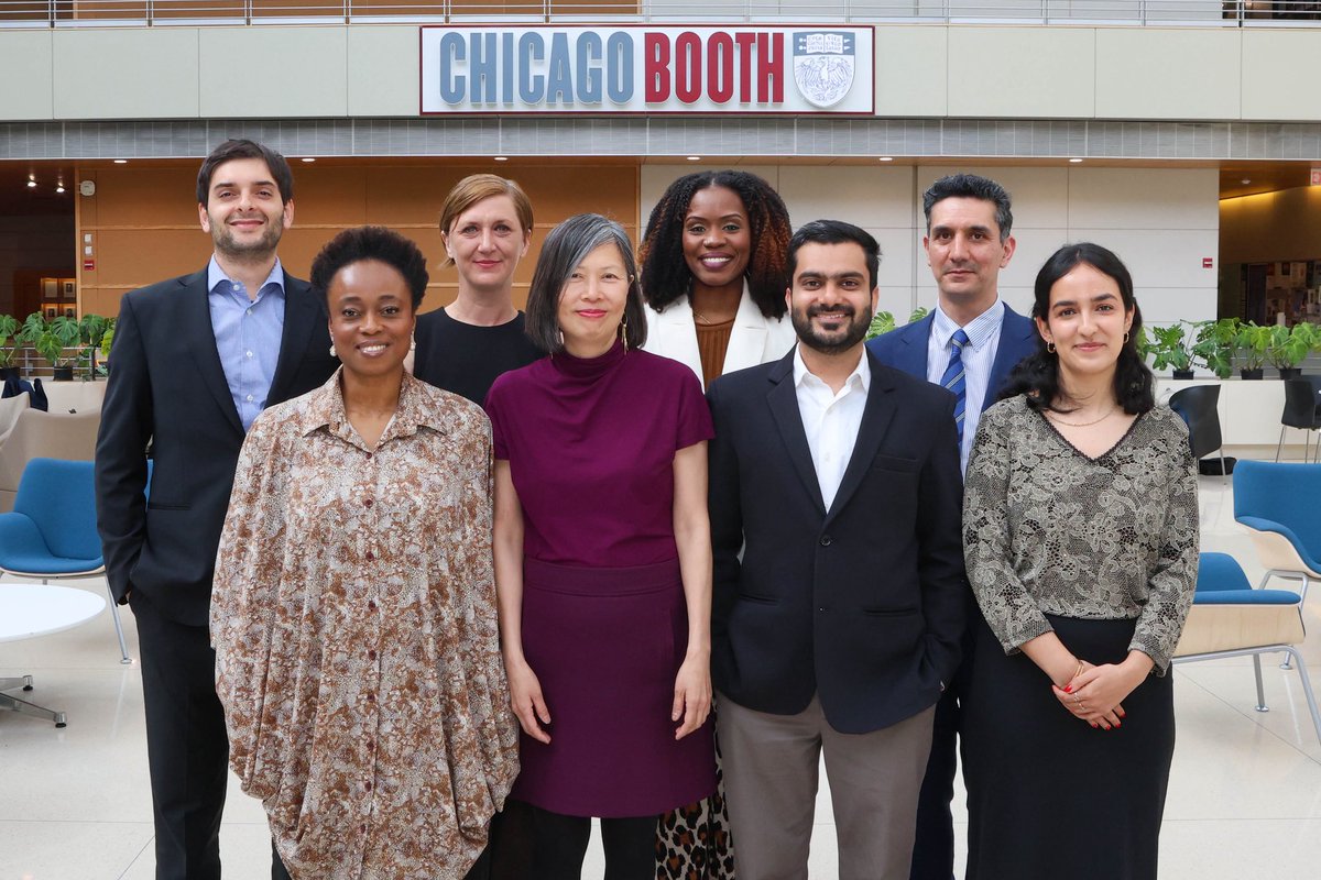 Nikunj Ohri (@nikunj_ohri) on Twitter photo Wrapped up <a href="/StiglerCenter/">Stigler Center</a> Journalists in Residence fellowship at the <a href="/ChicagoBooth/">Chicago Booth</a>. This quarter was filled with immense learning, growth, and inspiring people. Onwards and upwards! Wrapped up <a href="/StiglerCenter/">Stigler Center</a> Journalists in Residence fellowship at the <a href="/ChicagoBooth/">Chicago Booth</a>. This quarter was filled with immense learning, growth, and inspiring people. Onwards and upwards!