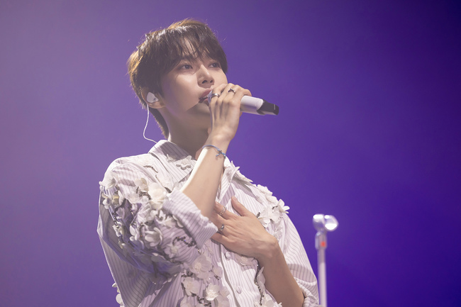 NCT 도영 ‘서울재즈페스티벌’ 물들인 청량 에너지…9일 컴백 기대 sns.newsen.com/news_view.php?…